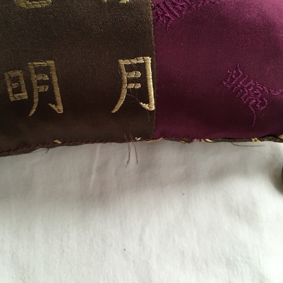 Collectible pillow Shipibo Butterfly Chinese coins - Picture 4 of 8